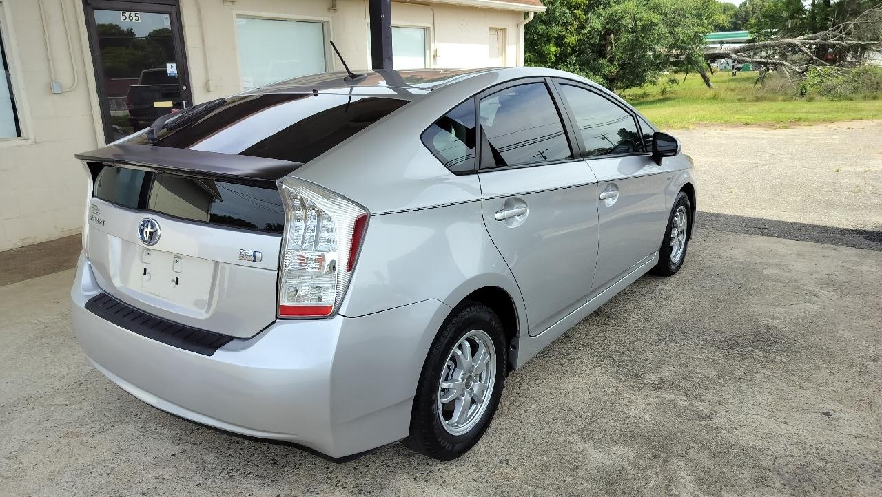 Toyota Prius 5dr HB II (Natl) 2011