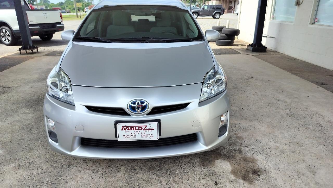 Toyota Prius 5dr HB II (Natl) 2011