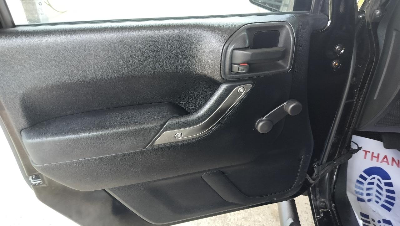 Jeep Wrangler 4WD 2dr Sport 2012
