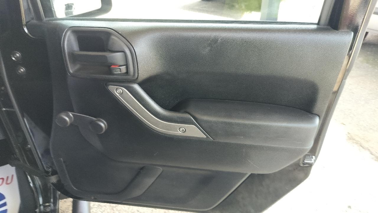 Jeep Wrangler 4WD 2dr Sport 2012