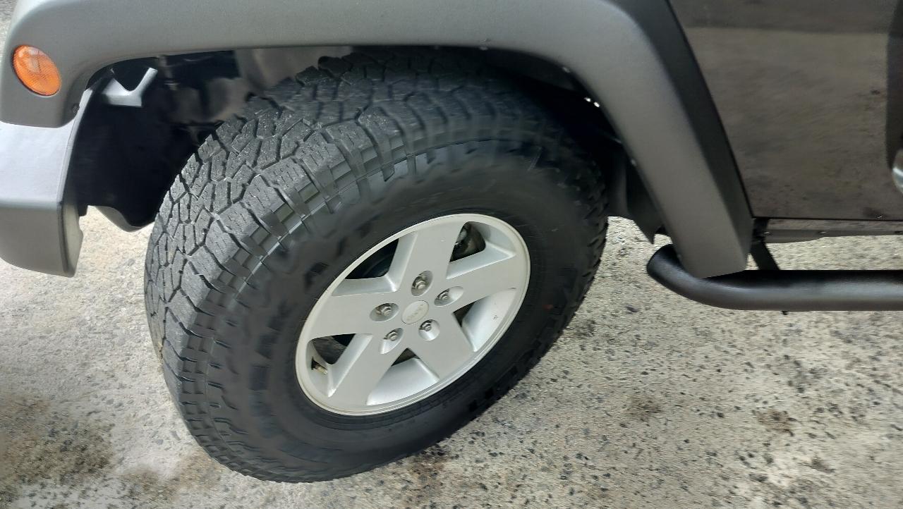 Jeep Wrangler 4WD 2dr Sport 2012