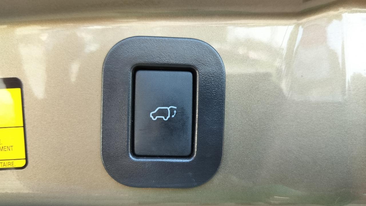 Toyota Venza 4dr Wgn V6 FWD Limited (Natl) 2014