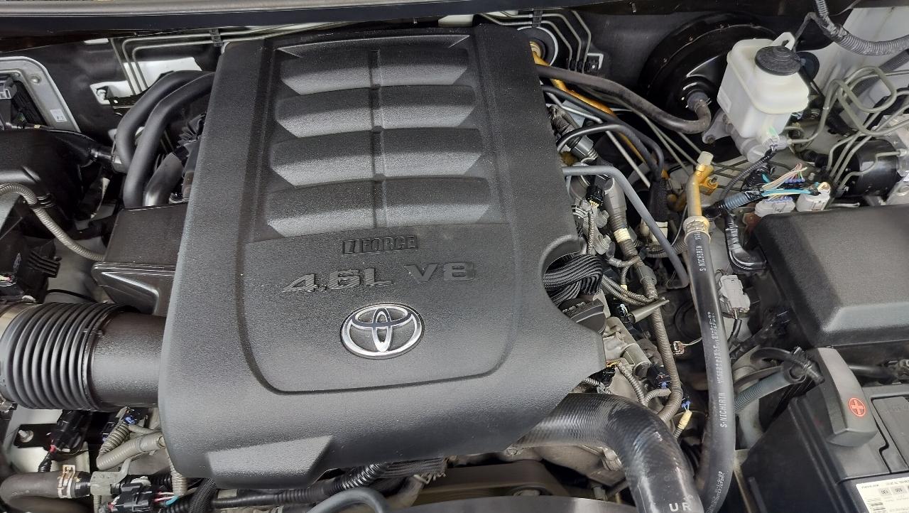 Toyota Tundra 2WD Truck Double Cab 4.6L V8 6-Spd AT SR5 (Natl) 2014