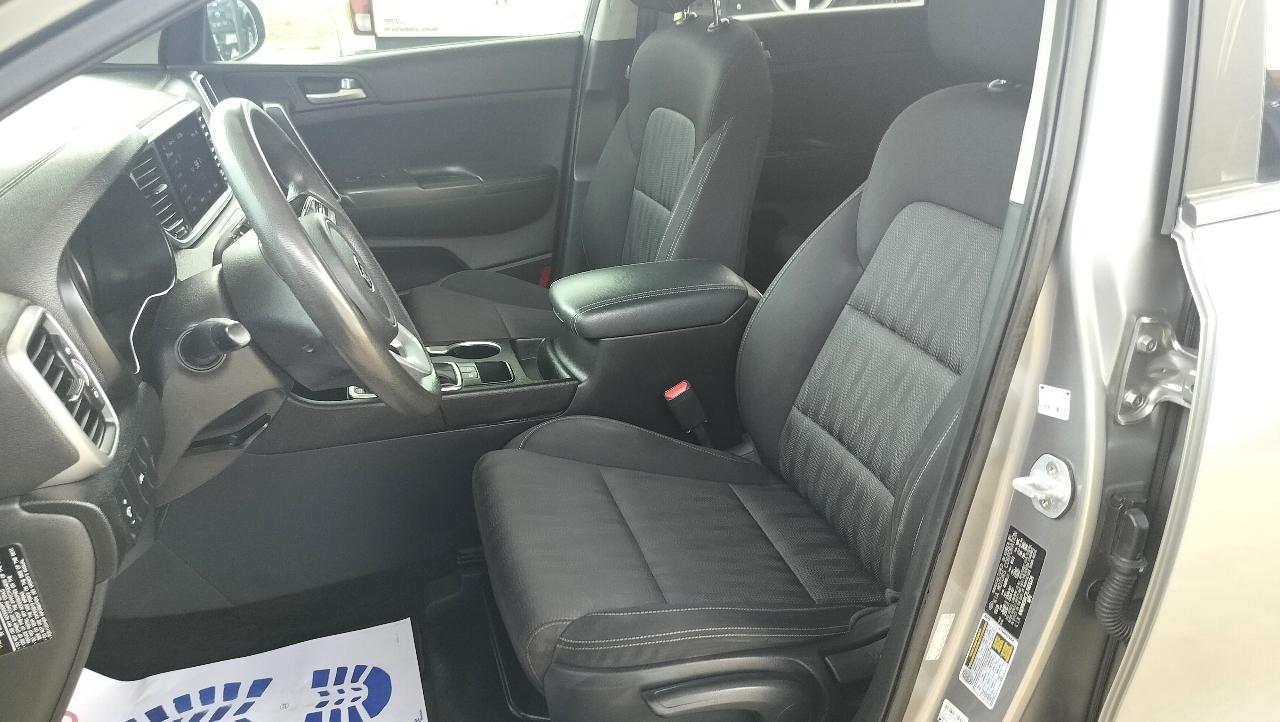 Kia Sportage LX FWD 2020