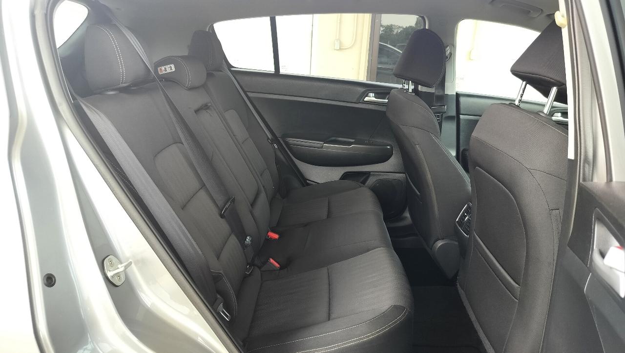 Kia Sportage LX FWD 2020