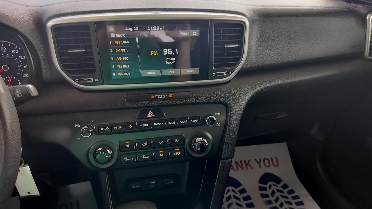 Kia Sportage LX FWD 2020