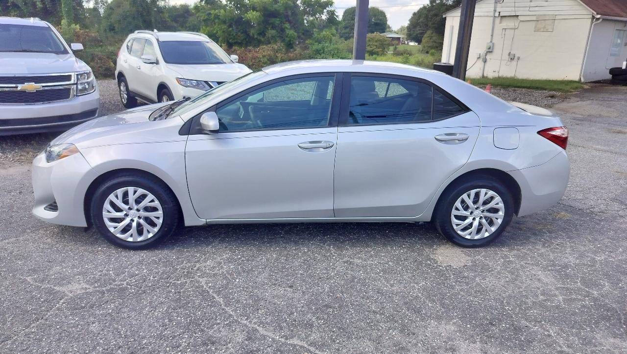 Toyota Corolla LE CVT (Natl) 2019