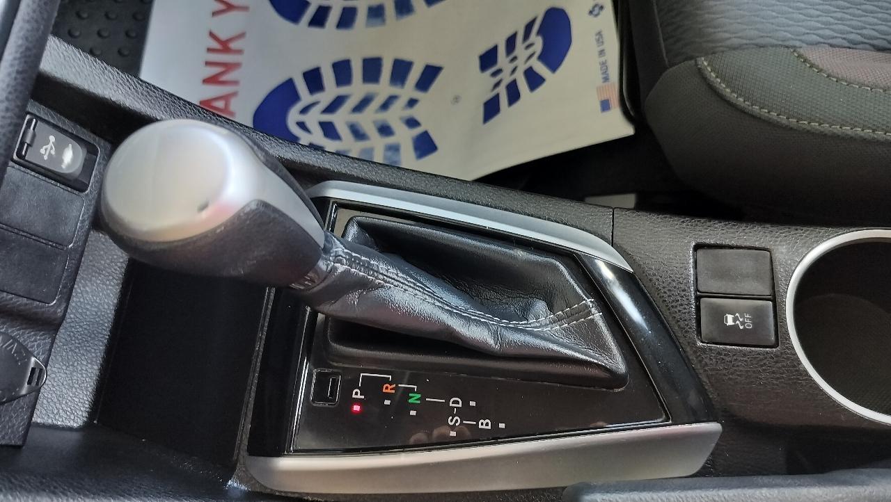 Toyota Corolla LE CVT (Natl) 2019
