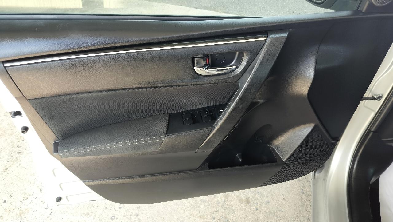 Toyota Corolla LE CVT (Natl) 2019