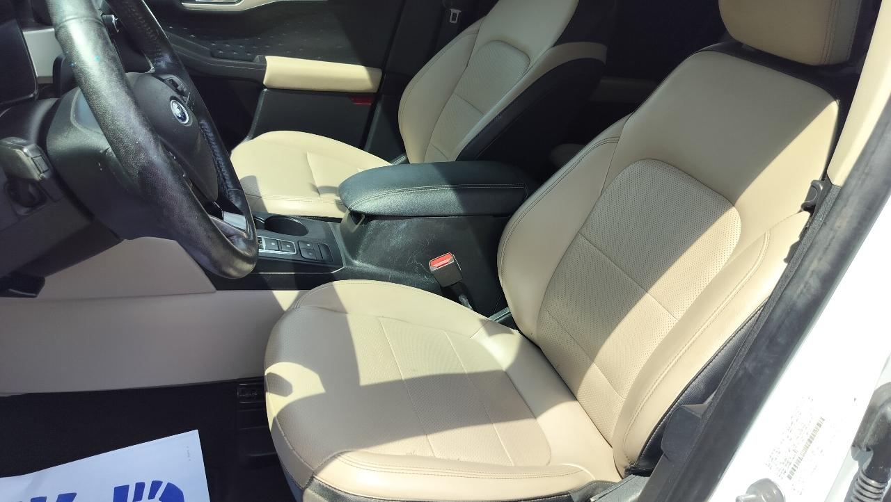 Ford Escape SEL FWD 2020