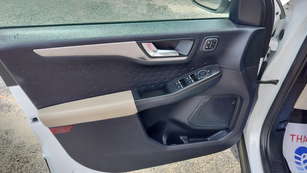 Ford Escape SEL FWD 2020