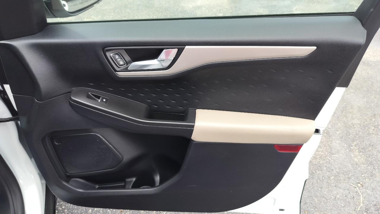 Ford Escape SEL FWD 2020