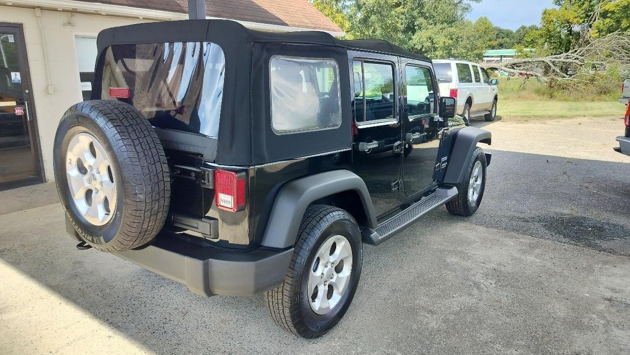 Jeep Wrangler Unlimited 4WD 4dr Sport 2013