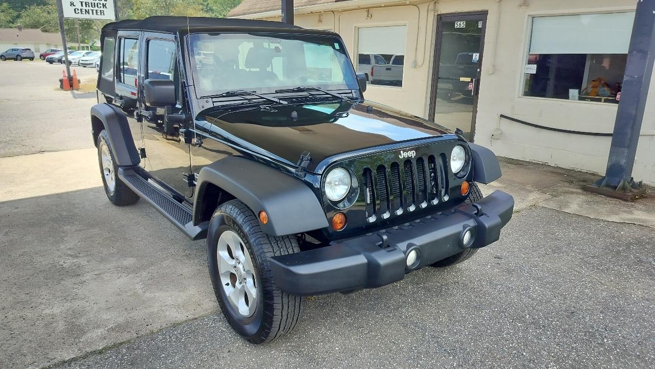 Jeep Wrangler Unlimited 4WD 4dr Sport 2013