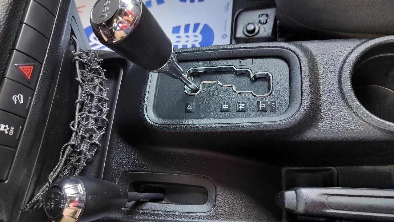 Jeep Wrangler Unlimited 4WD 4dr Sport 2013