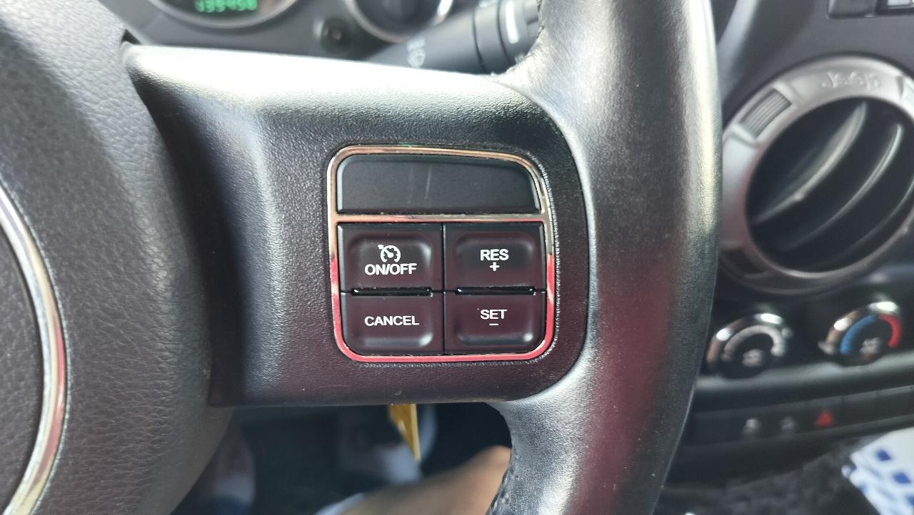 Jeep Wrangler Unlimited 4WD 4dr Sport 2013