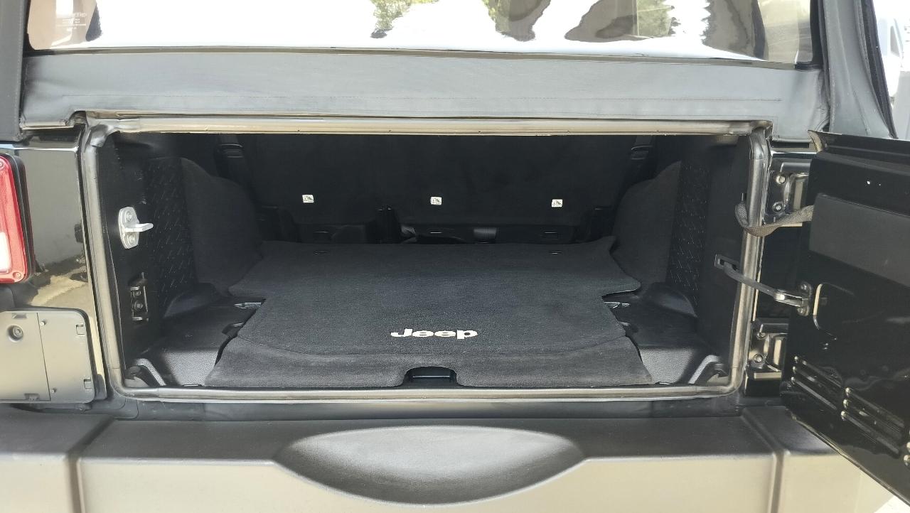 Jeep Wrangler Unlimited 4WD 4dr Sport 2013