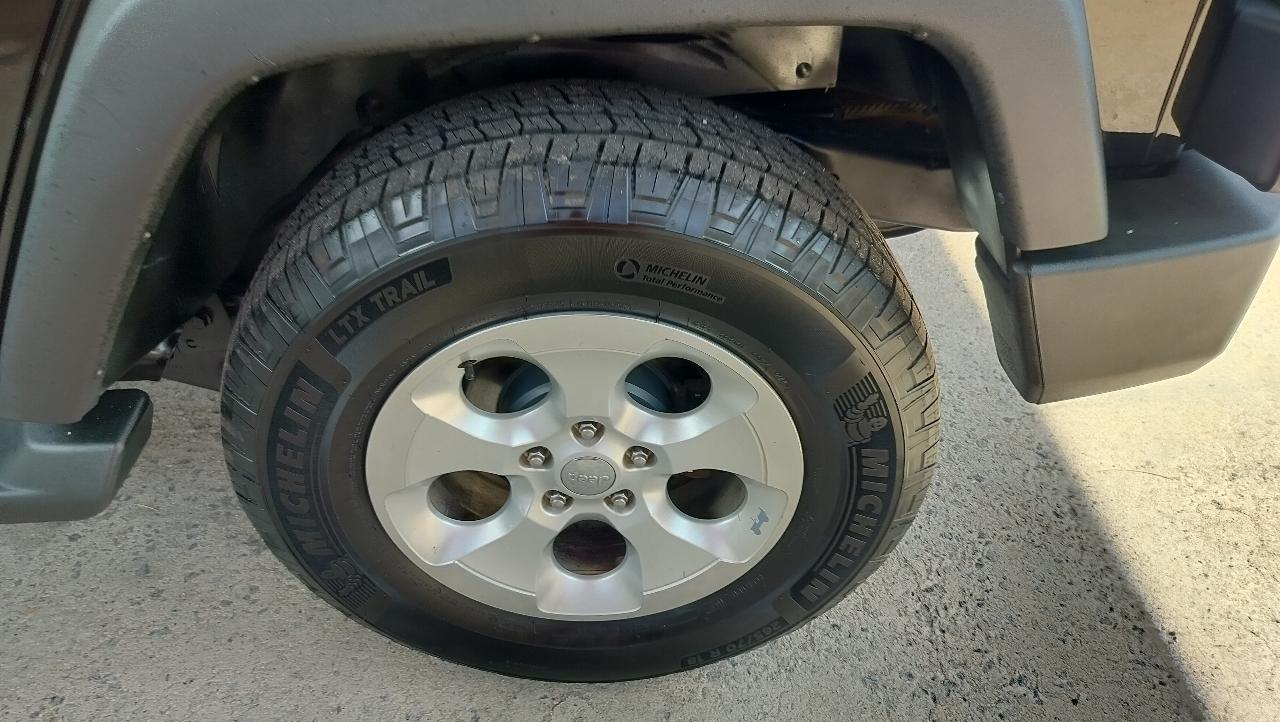 Jeep Wrangler Unlimited 4WD 4dr Sport 2013