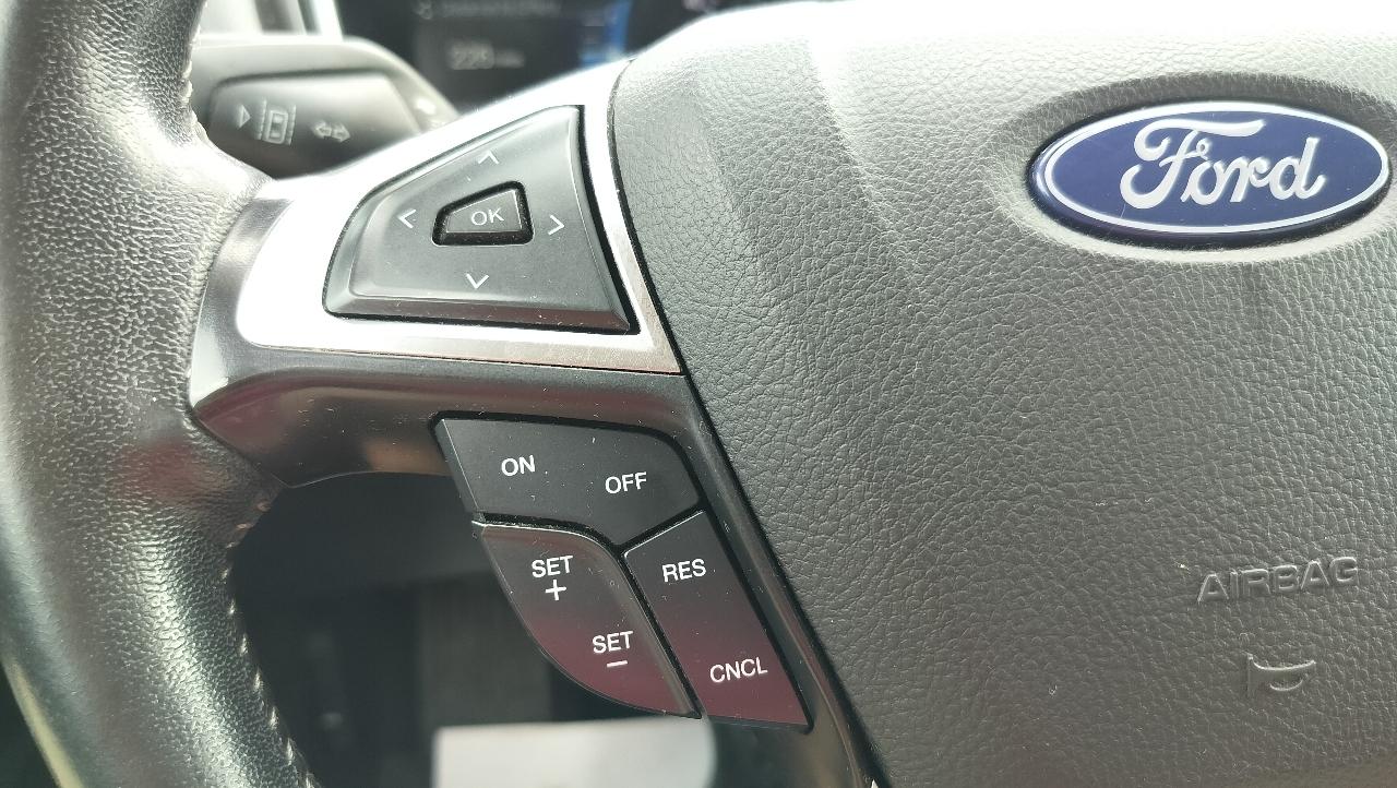 Ford Fusion SE FWD 2020
