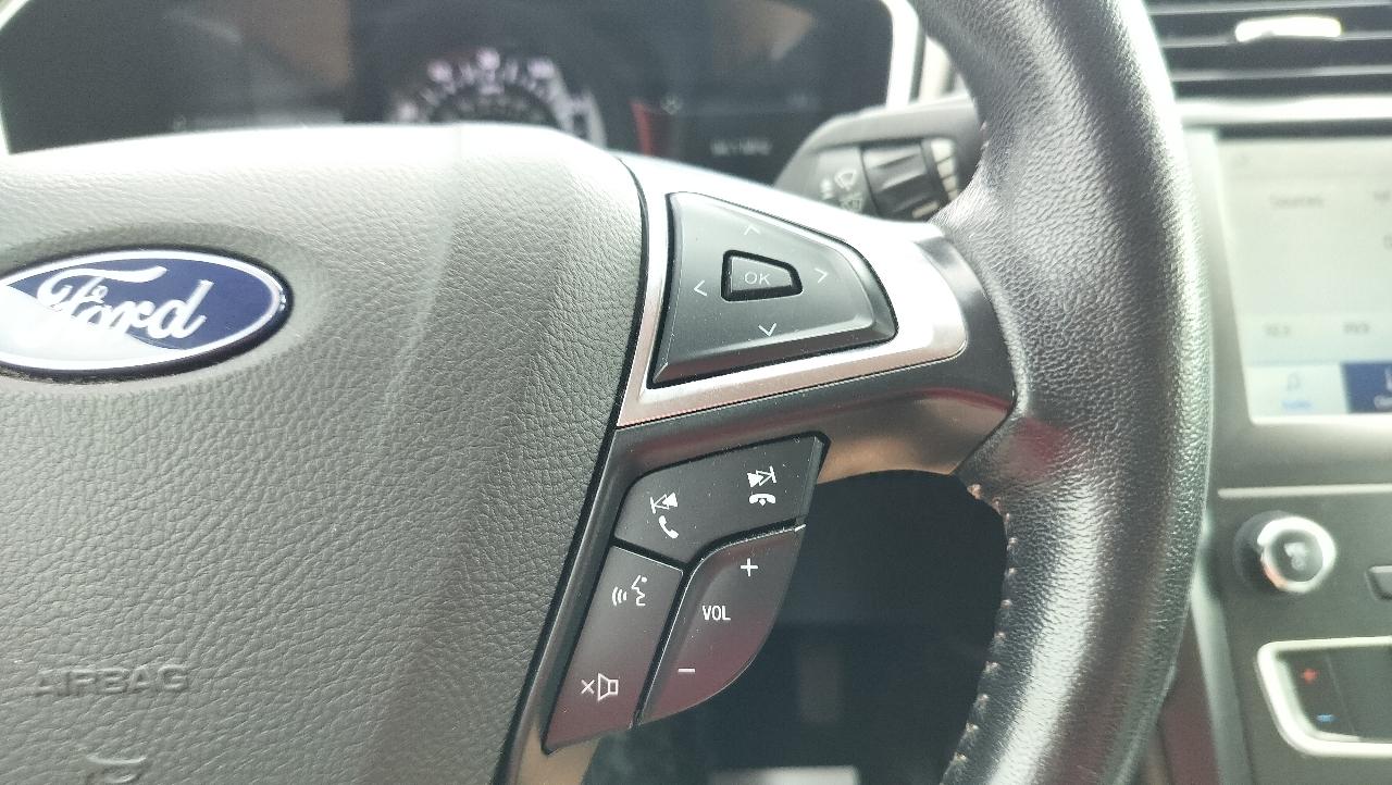 Ford Fusion SE FWD 2020