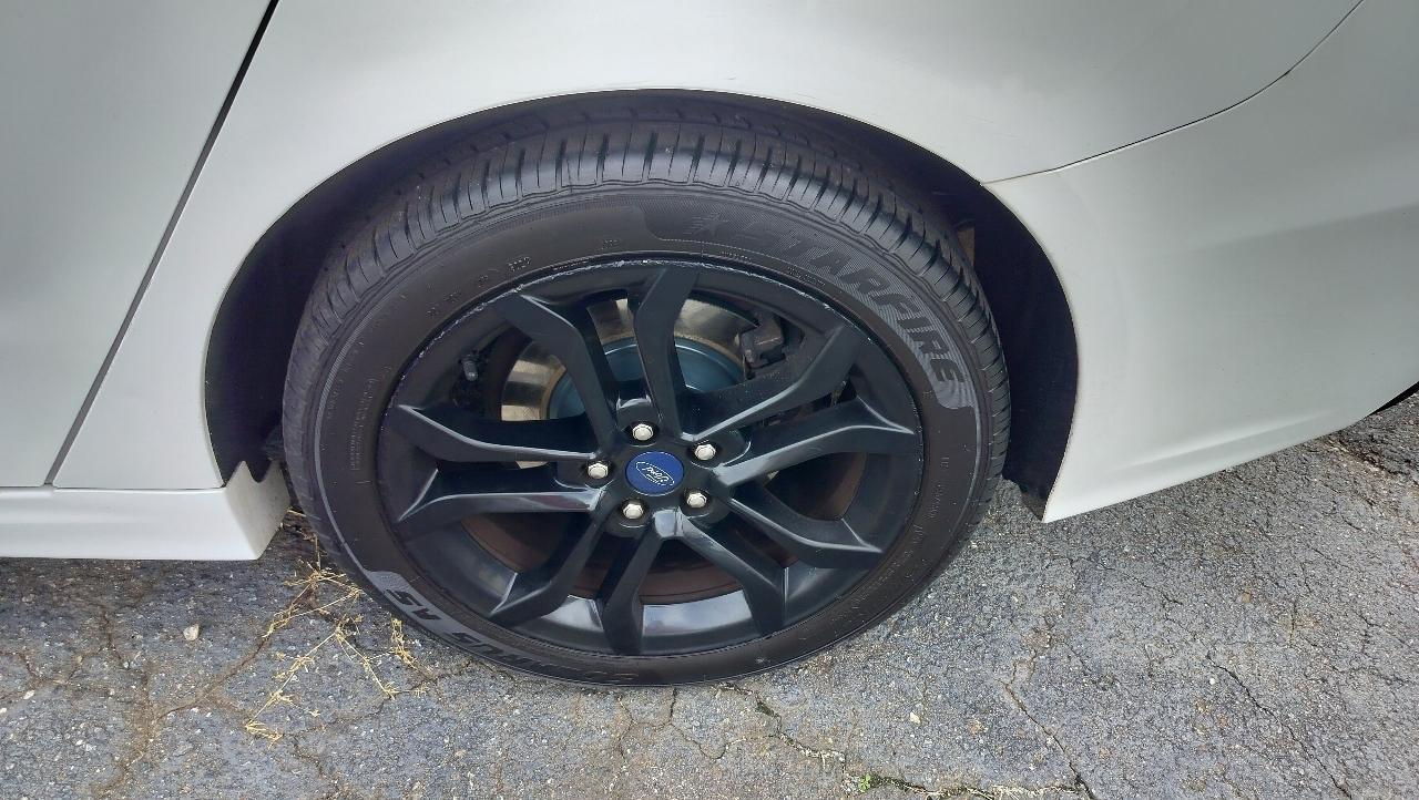 Ford Fusion SE FWD 2020