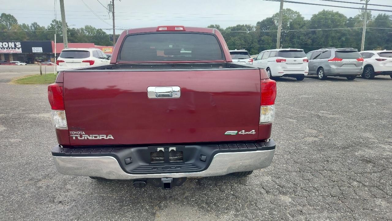 Toyota Tundra 4WD Truck CrewMax 5.7L FFV V8 6-Spd AT (Natl) 2010