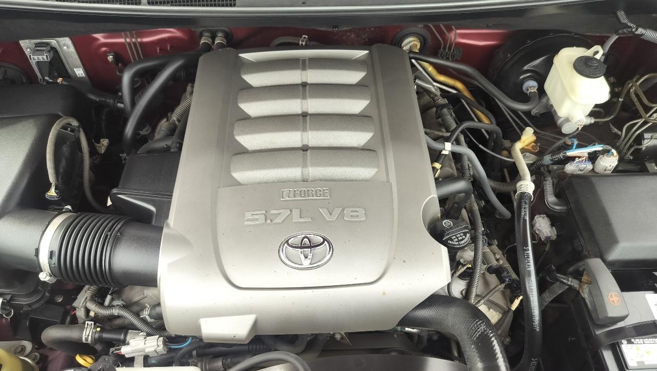 Toyota Tundra 4WD Truck CrewMax 5.7L FFV V8 6-Spd AT (Natl) 2010