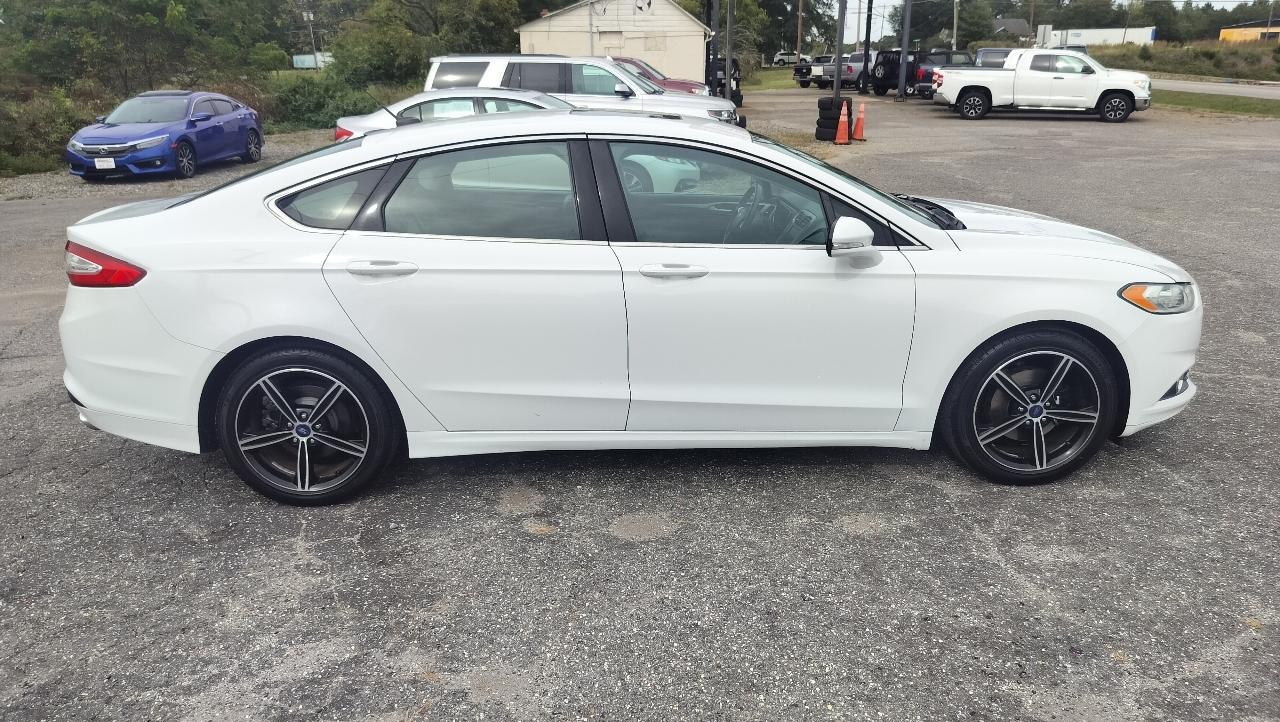 Ford Fusion 4dr Sdn SE FWD 2014