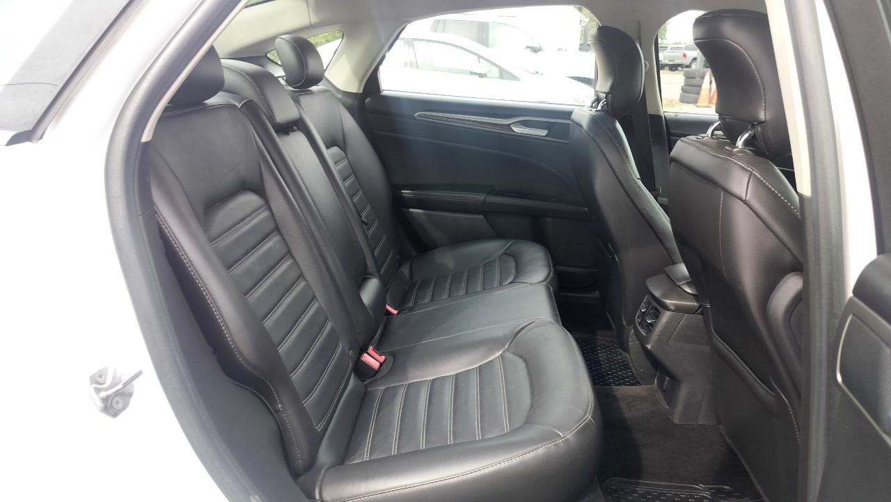 Ford Fusion 4dr Sdn SE FWD 2014