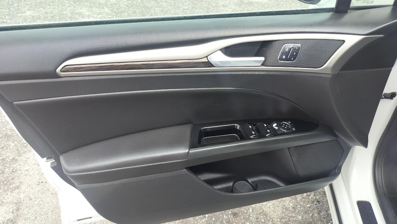 Ford Fusion 4dr Sdn SE FWD 2014