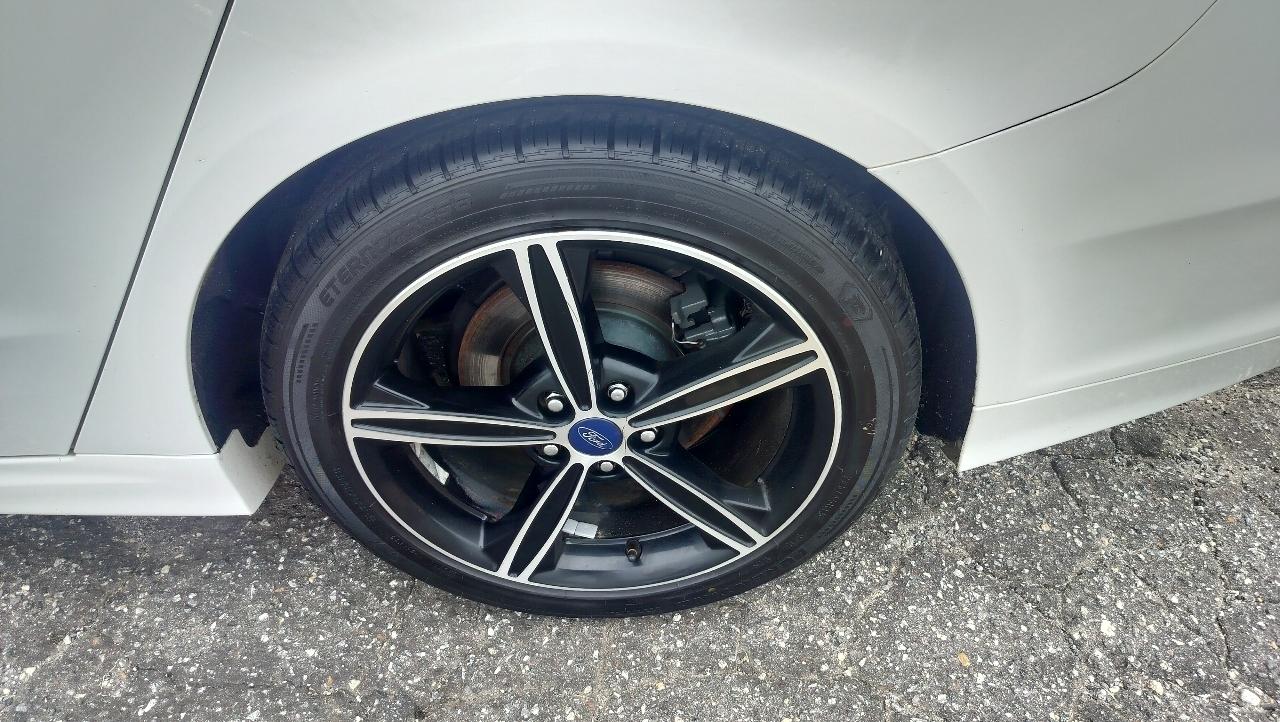 Ford Fusion 4dr Sdn SE FWD 2014