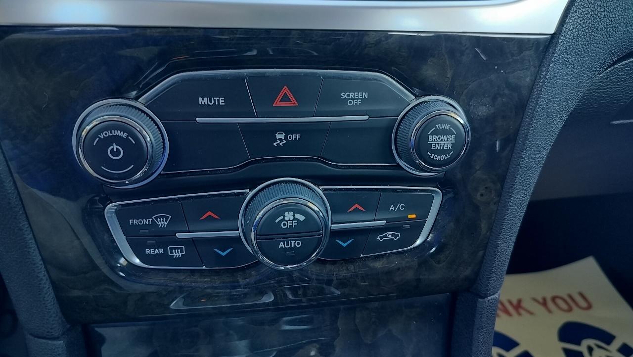 Chrysler 300 Limited RWD 2018