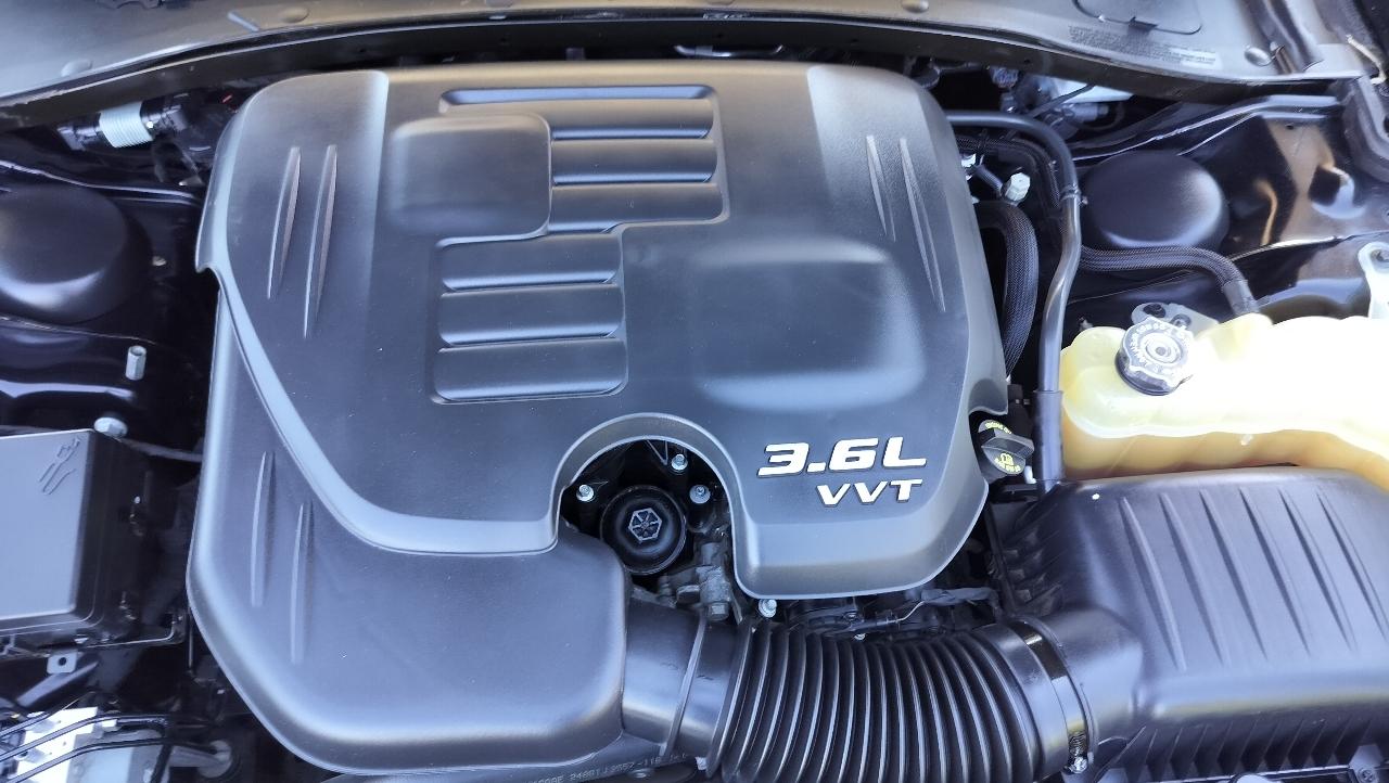 Chrysler 300 Limited RWD 2018