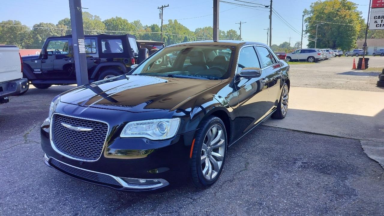 Chrysler 300 Limited RWD 2018