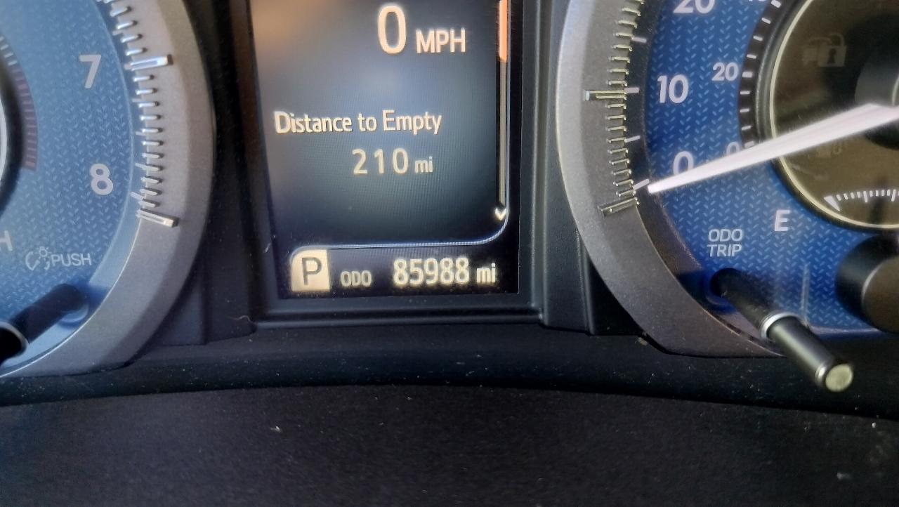 Toyota Sienna XLE Auto Access Seat FWD 7-Passenger (Natl) 2017