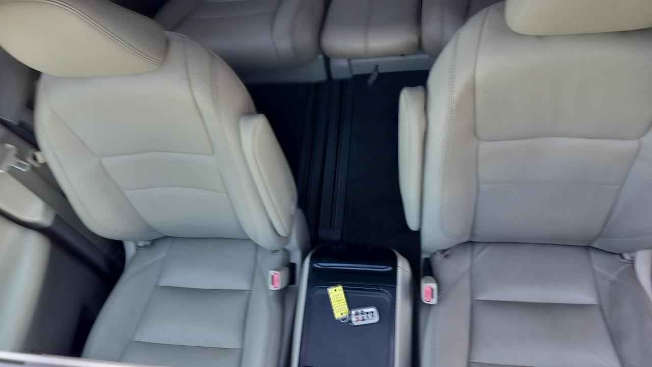 Toyota Sienna XLE Auto Access Seat FWD 7-Passenger (Natl) 2017