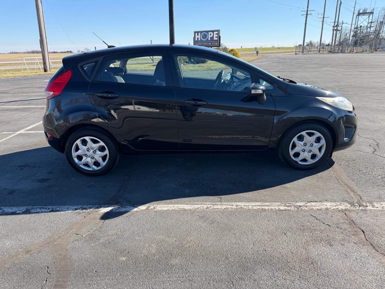 Ford Fiesta 5dr HB SE 2013