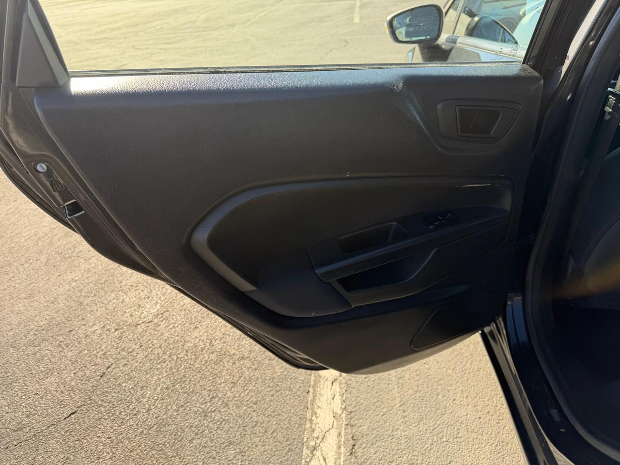 Ford Fiesta 5dr HB SE 2013