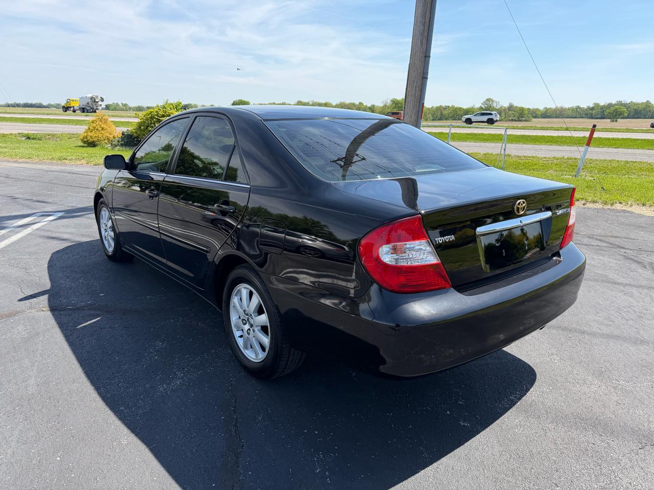 Toyota Camry 4dr Sdn XLE Auto (Natl) 2003