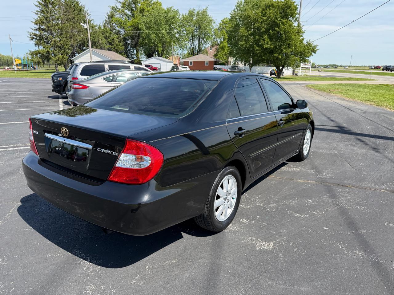 Toyota Camry 4dr Sdn XLE Auto (Natl) 2003