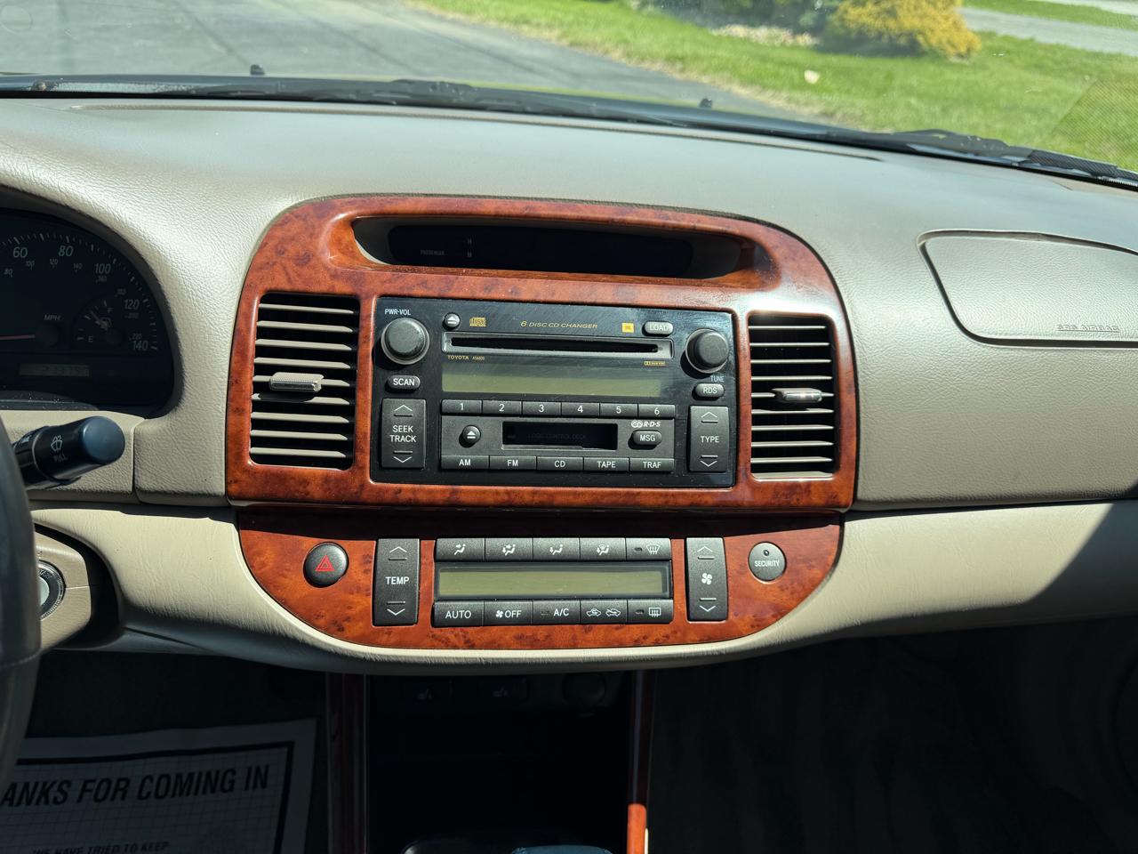 Toyota Camry 4dr Sdn XLE Auto (Natl) 2003