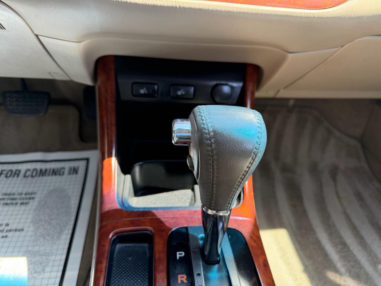 Toyota Camry 4dr Sdn XLE Auto (Natl) 2003