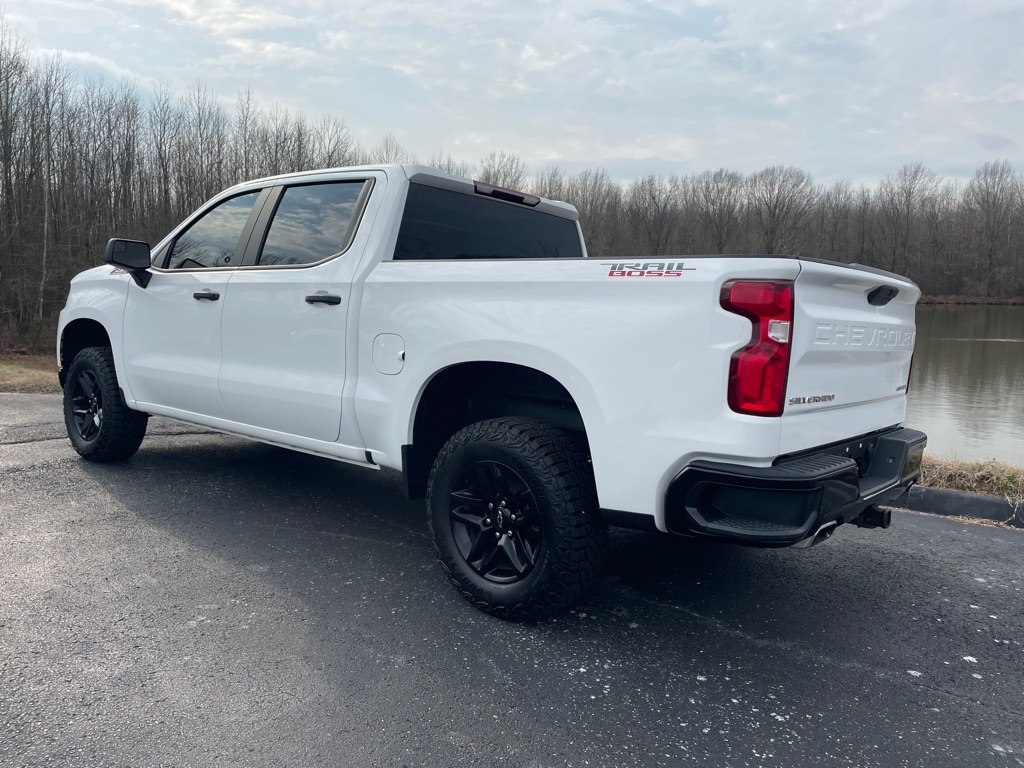 Chevrolet Silverado 1500 4WD Crew Cab 147" Custom Trail Boss 2021