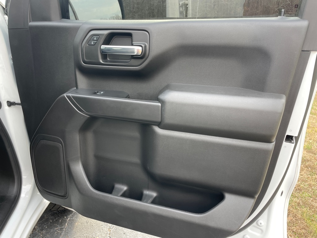 Chevrolet Silverado 1500 4WD Crew Cab 147" Custom Trail Boss 2021