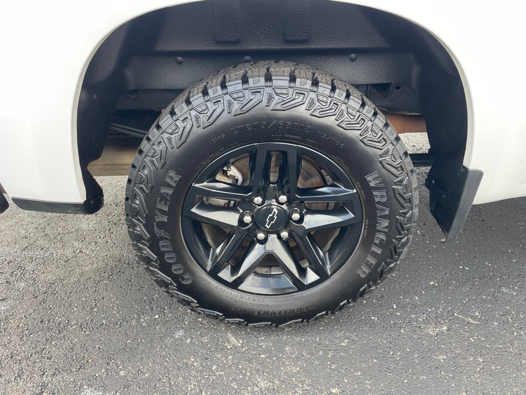 Chevrolet Silverado 1500 4WD Crew Cab 147" Custom Trail Boss 2021