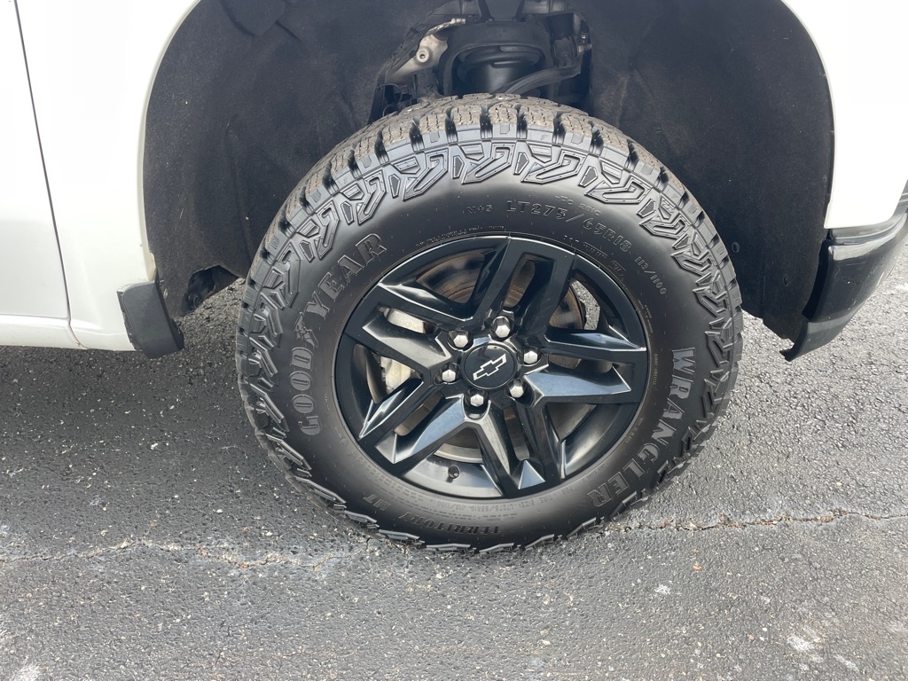 Chevrolet Silverado 1500 4WD Crew Cab 147" Custom Trail Boss 2021