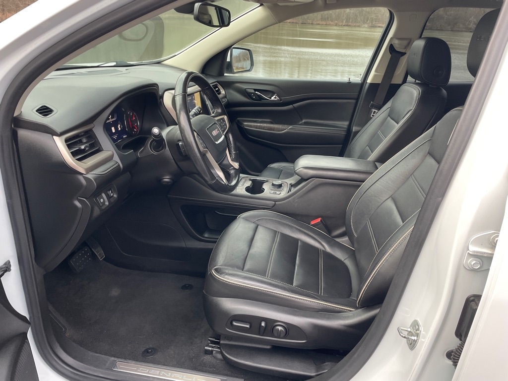 GMC Acadia AWD 4dr Denali 2020