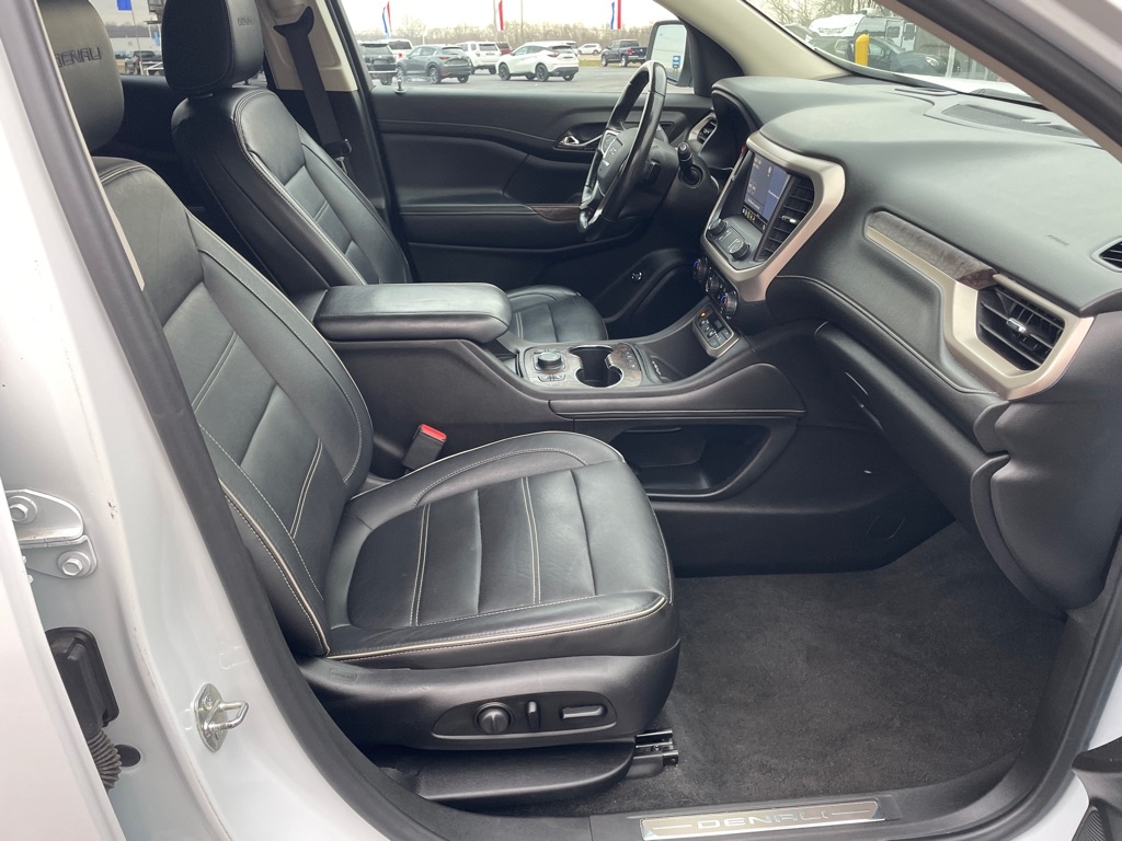 GMC Acadia AWD 4dr Denali 2020