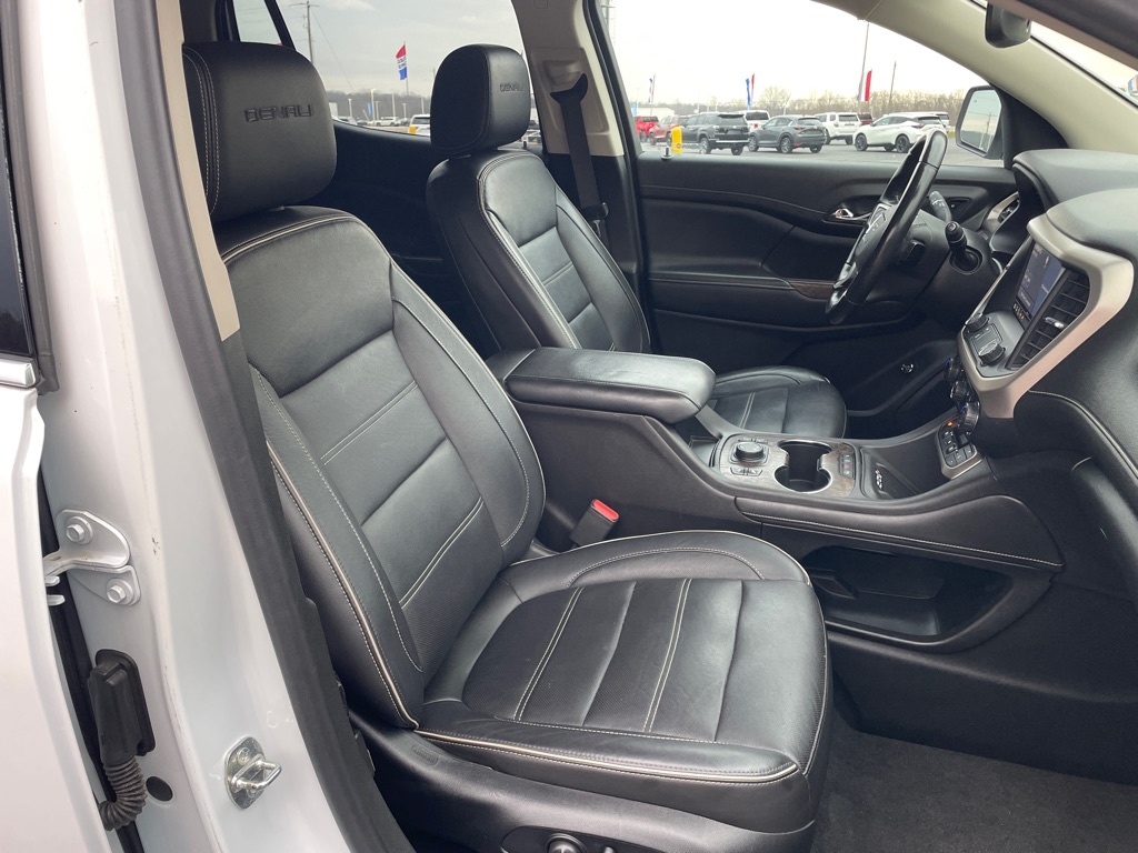 GMC Acadia AWD 4dr Denali 2020