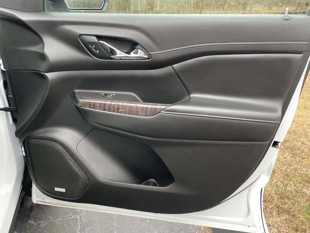 GMC Acadia AWD 4dr Denali 2020